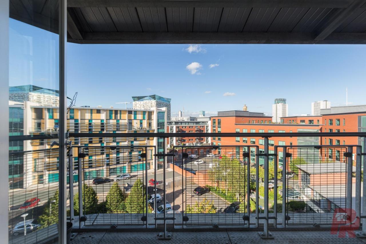 Birmingham City Apartment Skyline Views - Free Parking & Balcony Exterior foto