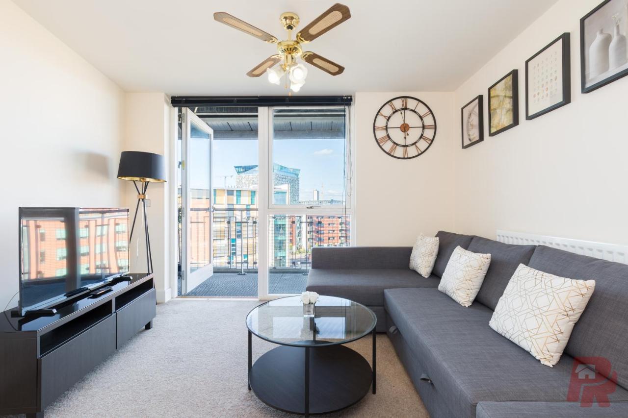 Birmingham City Apartment Skyline Views - Free Parking & Balcony Exterior foto